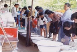桑名鎮国神社のお祭り 金魚祭り 三重県桑名市の地域情報