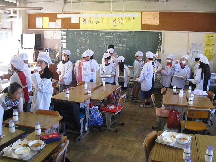 東佐井寺小学校 給食交流会 風に吹かれてburabura日記