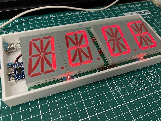 秋月電子通商 超大型4桁LED表示キット K-04380 - とりとめも 秋月電子通商 超大型4桁LED表示キット K-04380 - とりとめも