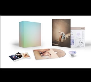 Ariana Grande / Sweetener (Fan CD Box) - 輸入盤 最新新譜情報 【BUYER'S EYES】