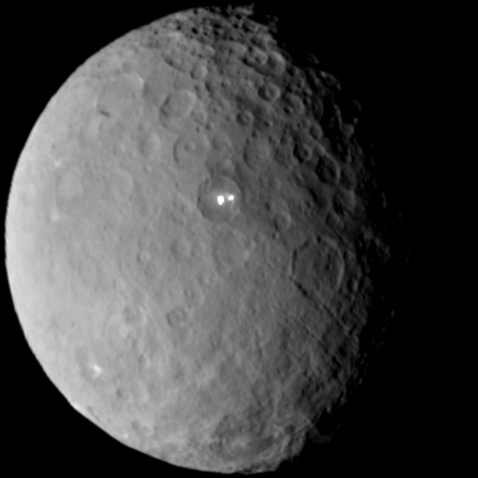 準惑星ケレスに謎の光が2つ 宇宙のはなしと ときどきツーリング 準惑星ケレスに謎の光が2つ 宇宙のはなしと ときどきツーリング