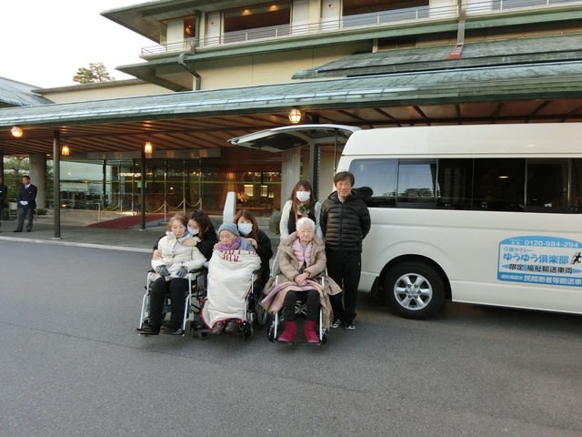 介護タクシーで行く 長島温泉なばなの里 奈良針テラスいちご狩り 介護タクシーゆうゆう倶楽部