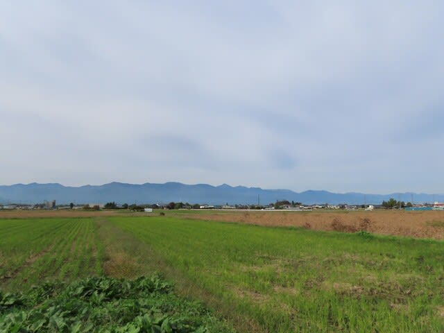 北アルプスの山並み