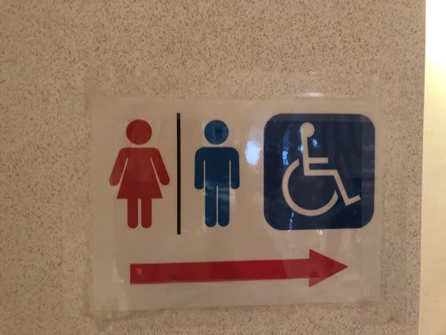 なんでもいろいろ集めて比べてみると面白い トイレの男女サイン 建築 環境計画研究室 山田あすか