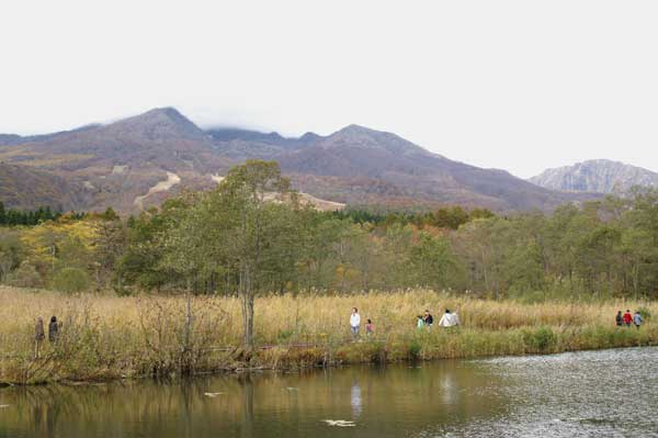 北信濃の紅葉 １ 妙高高原 いもり池 Granma のデジカメ写真日記