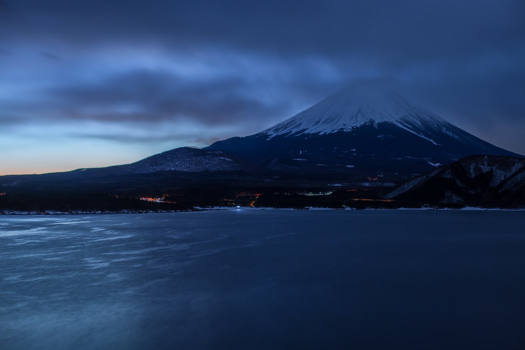 富士山（本栖湖から）の写真