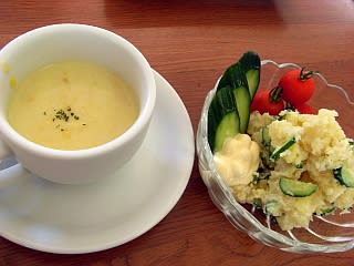 ポテトサラダ&冷たいとうもろこしスープ