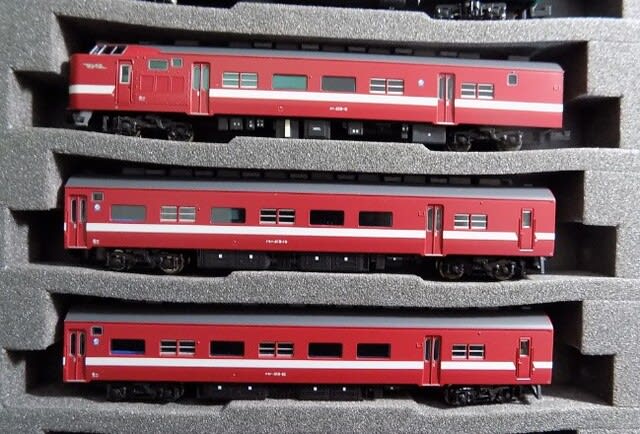預かり物のMICROACEの419系/715系電車の先頭車のライトを弄る 預かり物のMICROACEの419系/715系電車の先頭車のライトを弄る