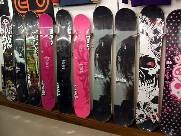 November SnowboardsやBURTONウェア等が入荷してきました！！ - ホットスタイル小浜店 『スタッフ日記』