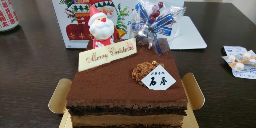 令和元年のクリスマスケーキは石屋の ドゥ ショコラ で大正解 Nobutaと南の島生活in沖縄本島リターンズ