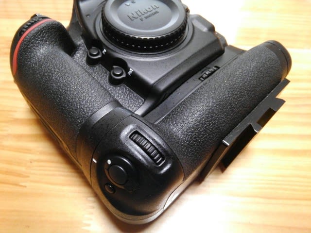 ニコン　Nikon MB-D18 BL-5 D850用