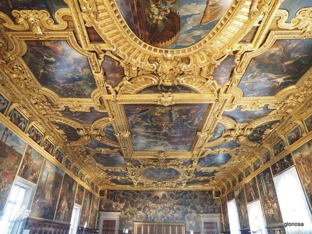 ドゥカーレ宮殿② 世界最大の油絵の間で、その絵を描いたティント 