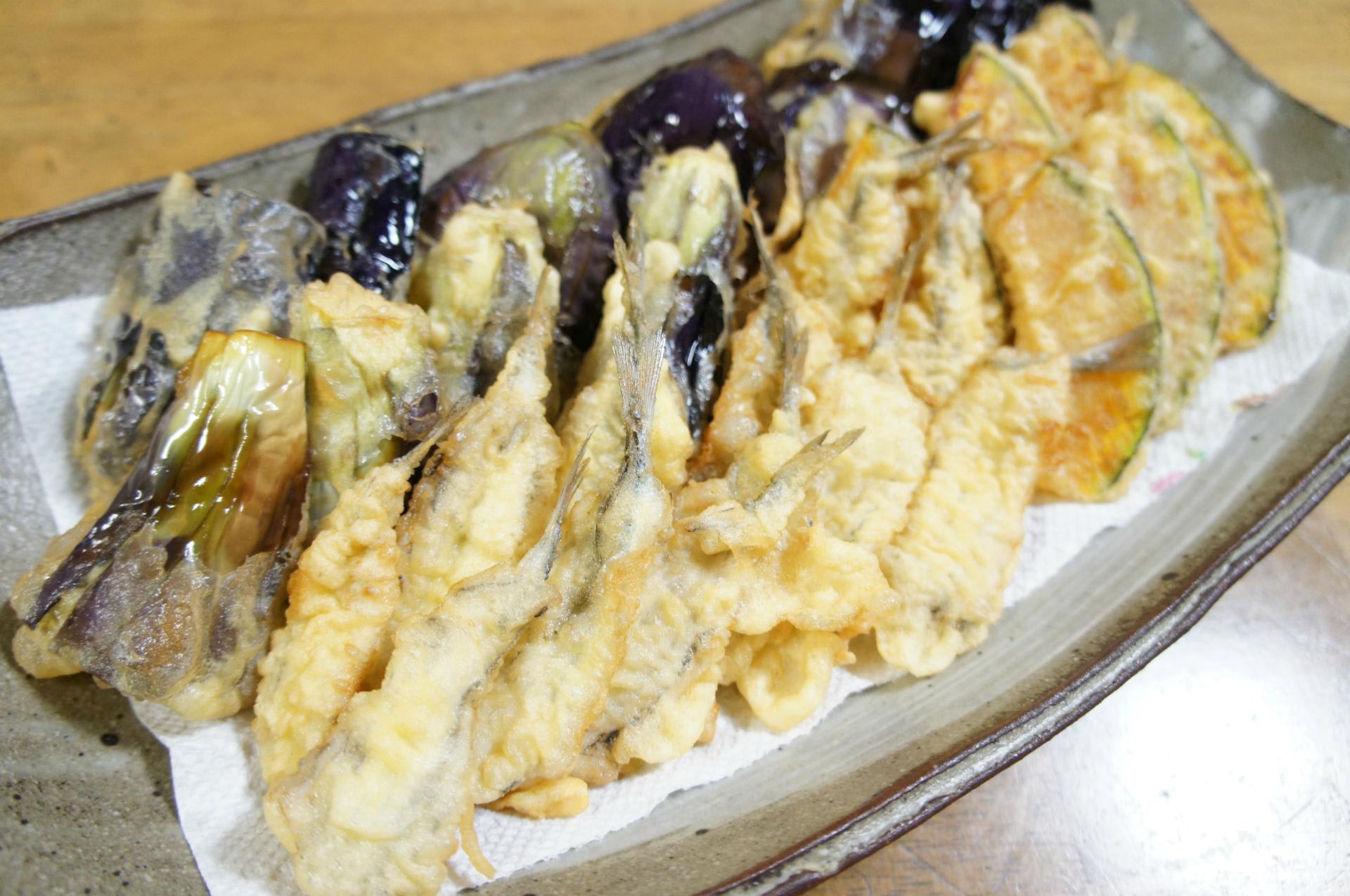 サヨリの天ぷらやお弁当など そーままのひとやすみ
