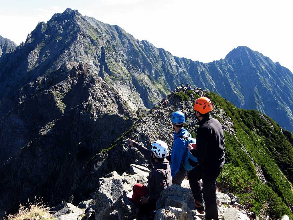 岩稜を越えて西穂高岳（２）の画像