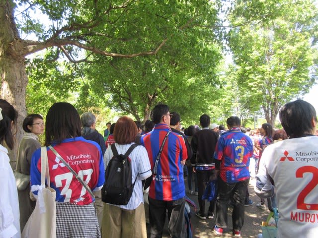 久しぶりサッカーライブ ｆｃ東京vs松本山雅 長谷川監督 さくらももこ 銀の人魚の海