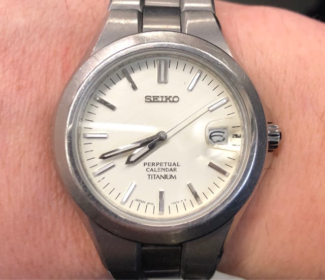 今日の腕時計 3/6 SEIKO PERPETUAL CALENDAR TITANIUM 8F32-0220 