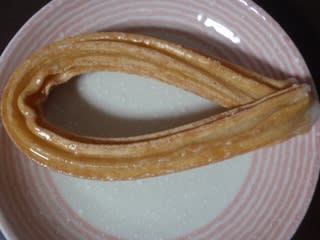 ドーナツ ミスタードーナツ ハニーチュロ 歩いて食べてピアノして ドーナツ ミスタードーナツ ハニーチュロ 歩いて食べてピアノして