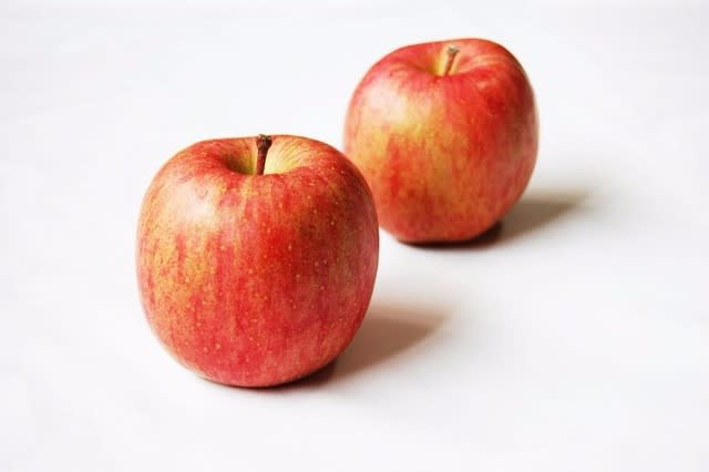 アップル 林檎 リンゴ のフリー素材 商用利用可能 オドフラン いつもどこかに なるほど を