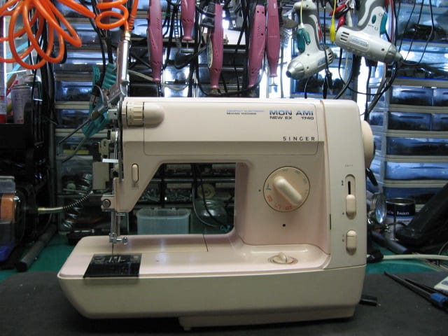 シンガーミシン修理画像「ＳＩＮＧＥＲ ＭＯＮＡＭＩ ＮＥＷ ＥＸ モナミ １７４０」 - ミシン修理センター株式会社  https://repair-sewingmachine.com/