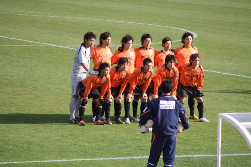 ２０１０ １１ ２１ ２ 地域決勝 一次ラウンド ａグループ 山口対ｙｓｃｃ Ryonagaの 通勤準急スタジアム行き２