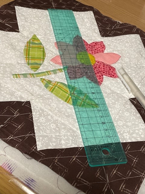 花のアップリケのキルト(キルティング) - ひろりの手づくり 花のアップリケのキルト(キルティング) - ひろりの手づくり