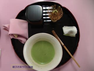6月お茶サロンはしっとりと 親子お茶サロン結愉 お菓子部 子育て中こそ愉しもう 茶道とお菓子作りの豊かな時間 6月お茶サロンはしっとりと 親子お茶サロン結愉 お菓子部 子育て中こそ愉しもう 茶道とお菓子作りの豊かな時間