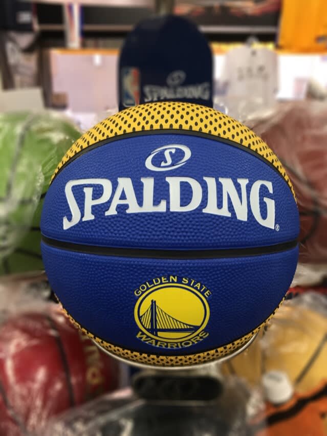 Spalding より 人気のエナメルボールにニューカラーが登場 即完売したあのボールも再入荷 拡散希望 バスケットボールプロショップtiger 桃谷店staffブログ Spalding より 人気のエナメルボールにニューカラーが登場 即完売したあのボールも再入荷 拡散希望 バスケットボールプロショップtiger 桃谷店staffブログ