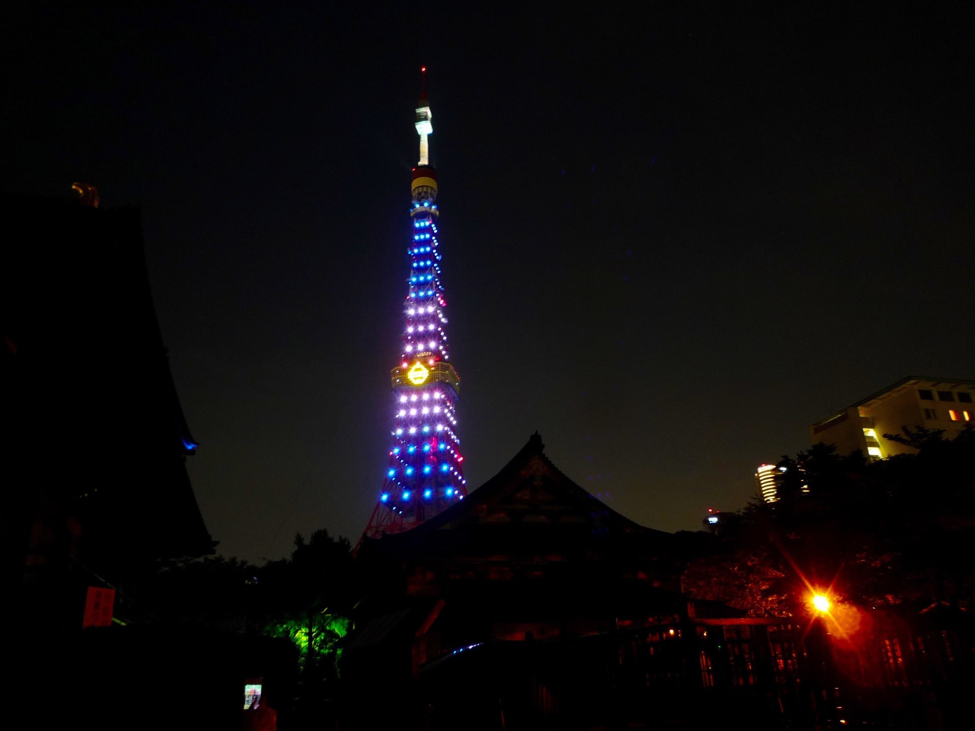 ドラえもんの誕生日に合わせ 東京タワー ドラえもん 色ライトアップが3日間限定復活 ちょっと気になるドラえもん最新情報