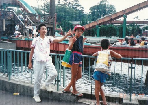 豊島園のプール のりさんは 忘れた頃にやってくる