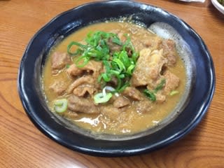 阿蘇の 山賊旅路 の ホルモン がおいしい ばあばの玉手箱