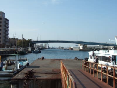坂出港と両景橋
