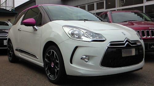 新ルーフ ドアミラーカラー シトロエン New Ds3 仕様変更後 入庫 In シトロエン金沢 ハリアーrxの業務日誌