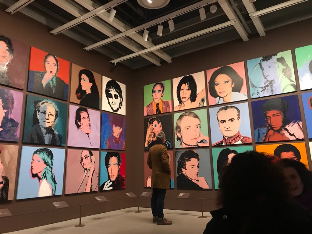 Ny アンディ ウォーホル大回顧展 Andy Warhol From A To B And Back Again 最終回 駄目押しは 彼の シルクスクリーン手法 の集大成 で 日々 是 変化ナリ Days Of Struggle