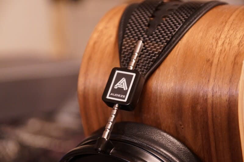 Audeze LCD-MX4