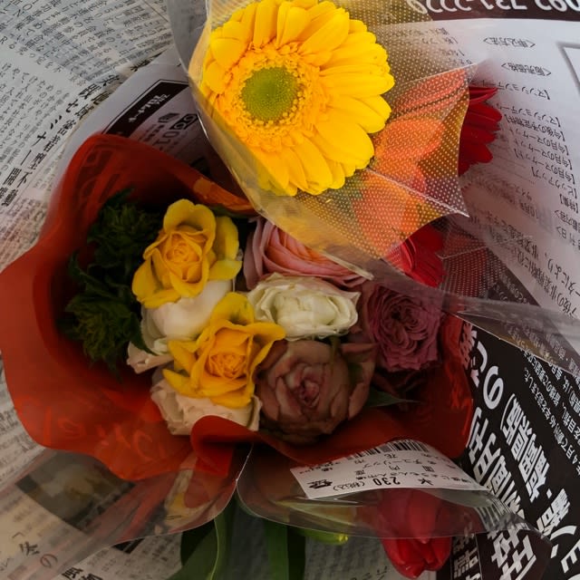 福岡市内の花 今日もまた 綺麗な切り花を買いました 花と歴史とアートが大好き 福岡市内をいっぱい楽しもう