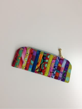 ケイフ・ファセットのミニ財布 - “パッチワーク・キルトスタジオMARIKO”