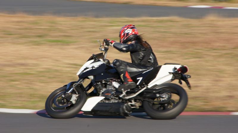 690 Duke インプレッション 1シーズンの走行を終えて 明日は明日の風が吹くのだ