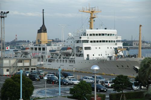 ship047.jpg