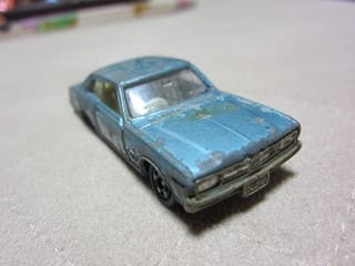 トミカ 85-1 日産 グロリアハードトップ2000GX トミカ 85-1 日産 グロリアハードトップ2000GX
