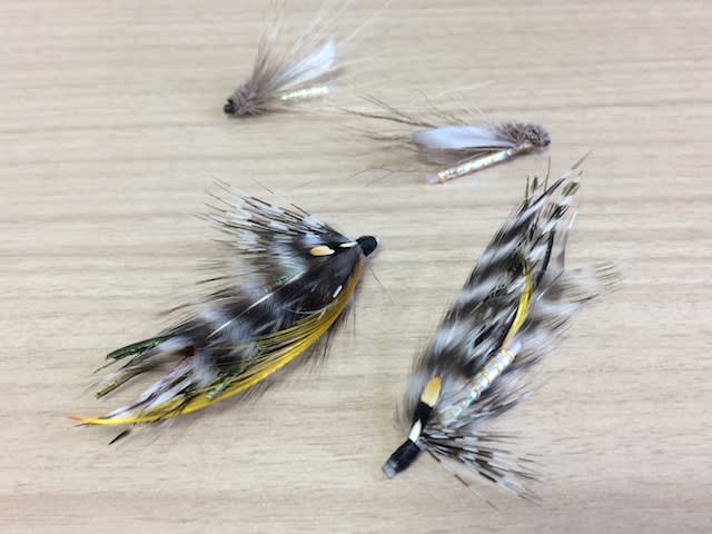 鮭稚魚とマドラーミノーのチューブフライ 1509 なかなか釣りに行けない 鮭稚魚とマドラーミノーのチューブフライ 1509 なかなか釣りに行けない