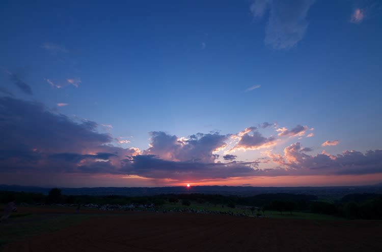 夕暮れ雲と太陽 初心者の写真