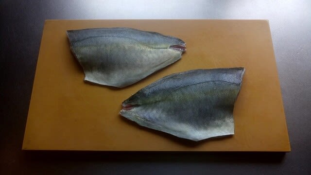 岡井鮮魚店でシマアジを買いました Tioの雑記帳 岡井鮮魚店でシマアジを買いました Tioの雑記帳