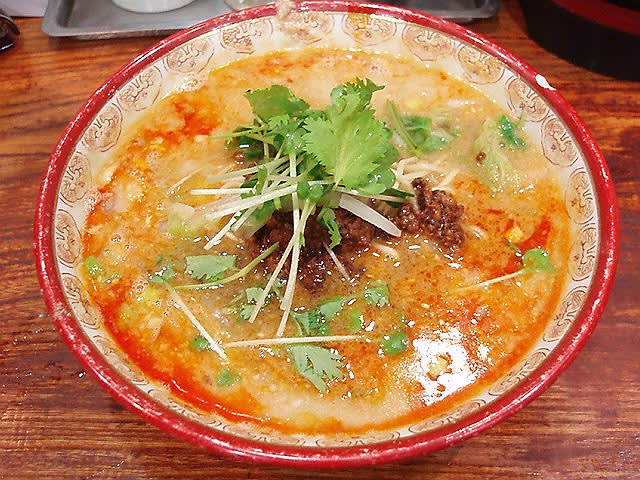 四川屋台 大岡山 担々麺 音 麺 酒