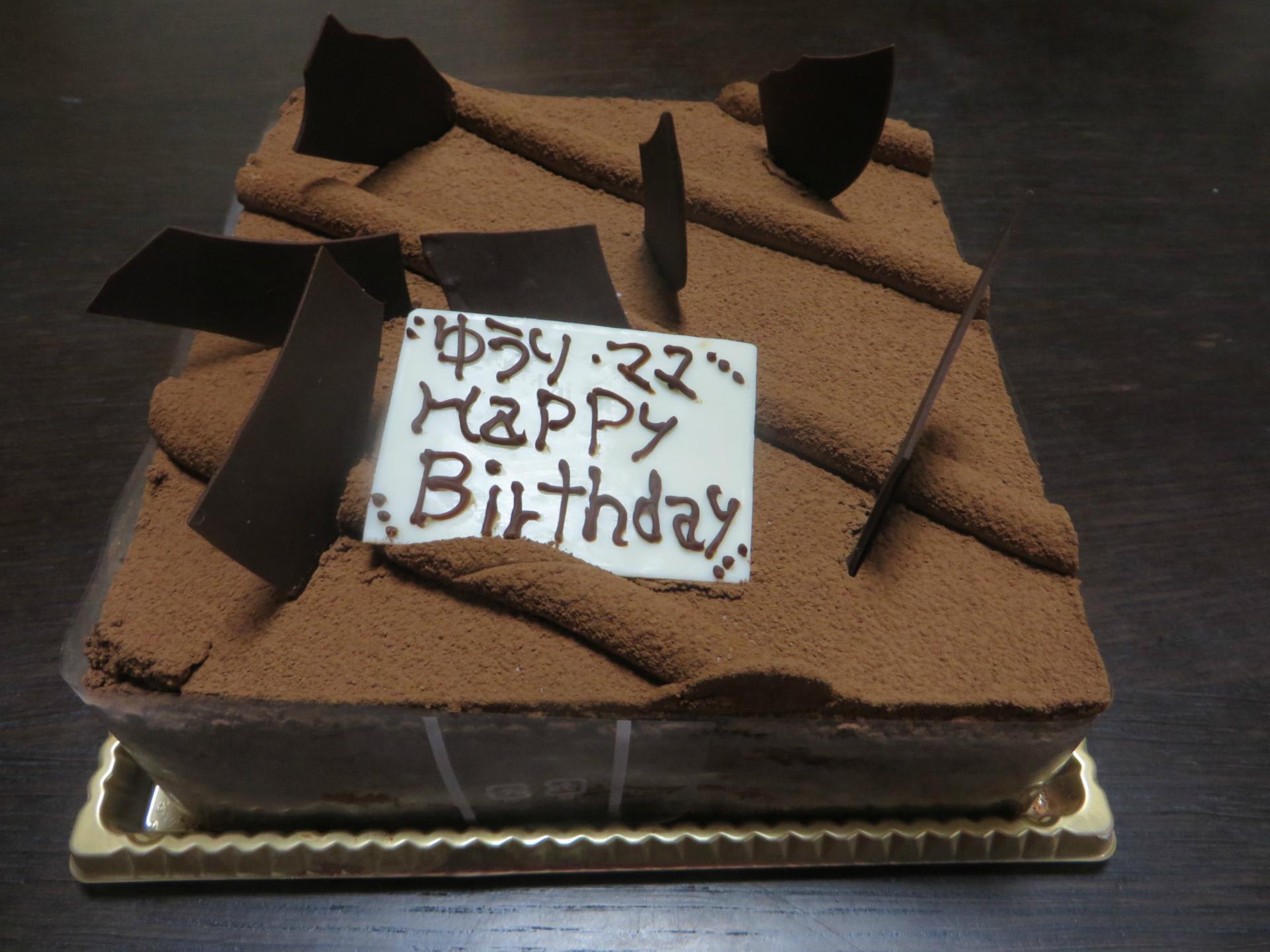 今年の誕生日ケーキは プール ヴー 上田 のぶたと南の島生活