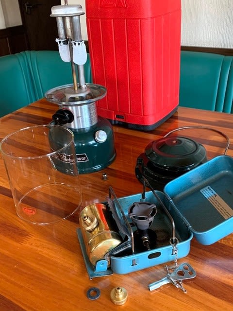 一生モノ こおひいや の休日