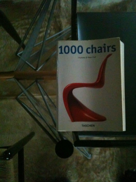 1000chairs1