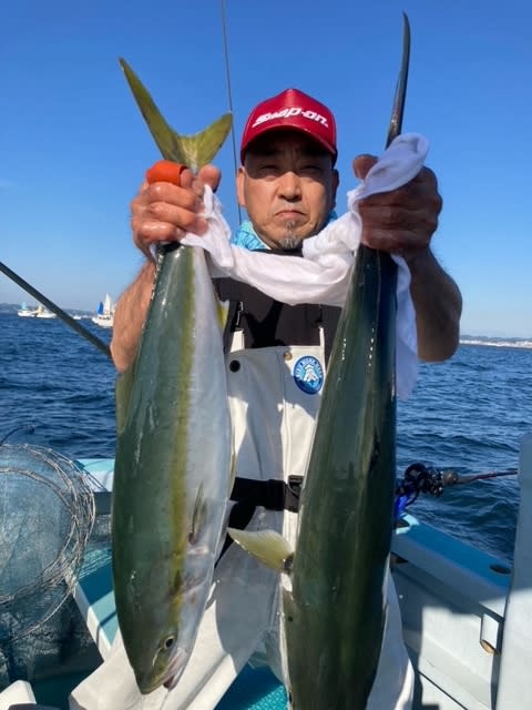 ワラサ イナダ 大鯵get 利一丸の釣り情報 ワラサ イナダ 大鯵get 利一丸の釣り情報