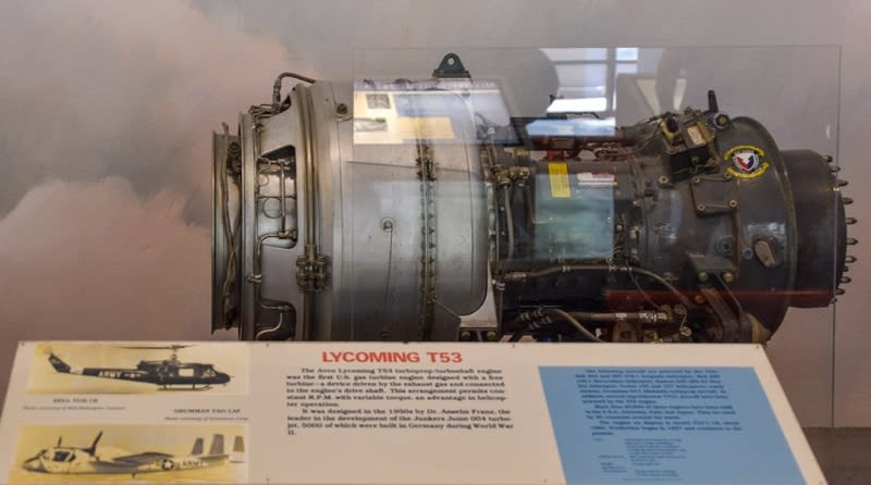 フランツとスティパ ドイツとイタリアのジェットエンジン開発 スミソニアン航空博物館 ネイビーブルーに恋をして