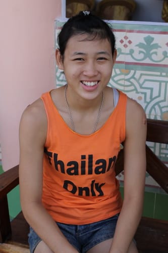 タイのムエタイ 日本参戦きぼん ムエタイ美少女ナムターン ゴーキェットジムだっ バンコクから愛を込めないで ボクシング奈落編