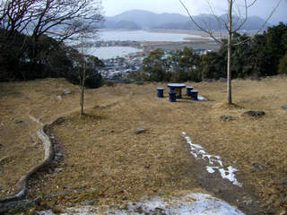 琵琶湖の内湖である西の湖を望む